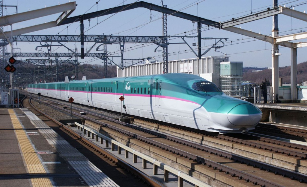 Shinkansen Alfa-X