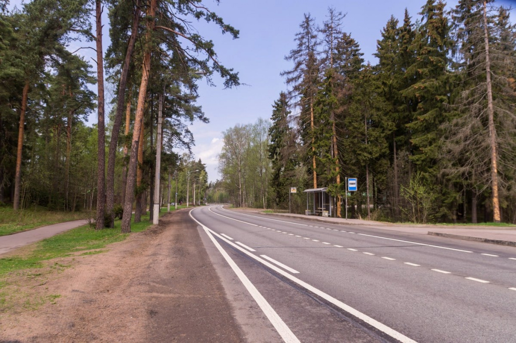 Primorskoe highway in St. Petersburg 