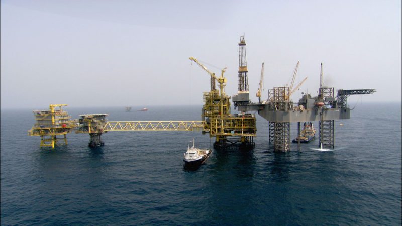 Maersk Oil BD-04A (Qatar, 12,290 meters) .jpg 