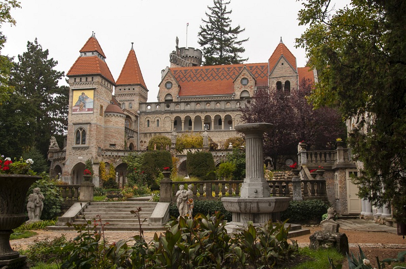 Borivar Castle, Hungary 