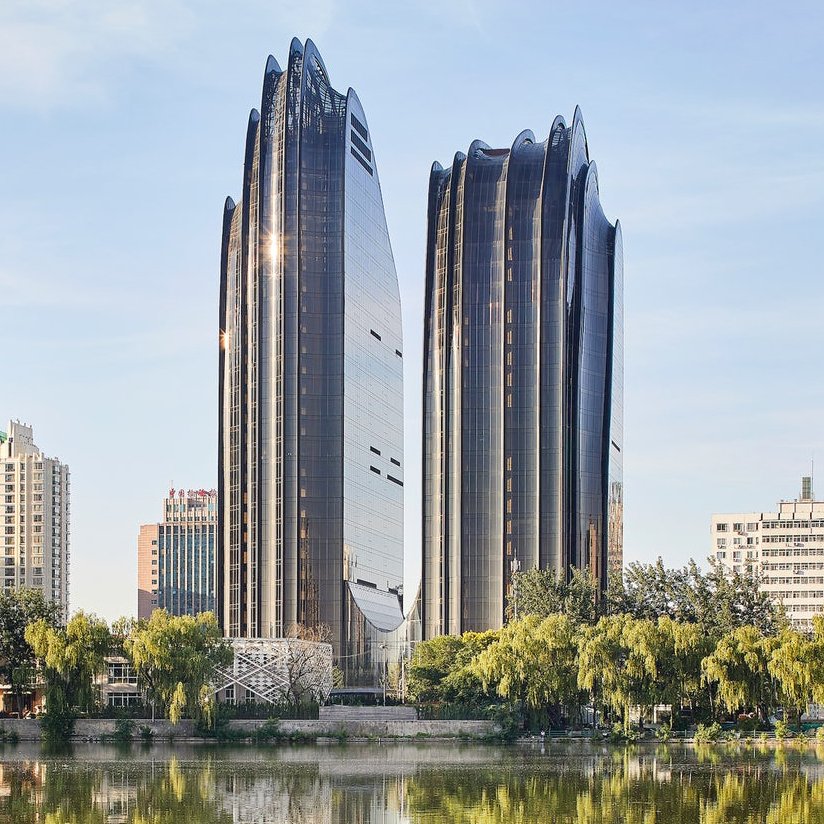 Multifunctional complex Chaoyang Park Plaza 