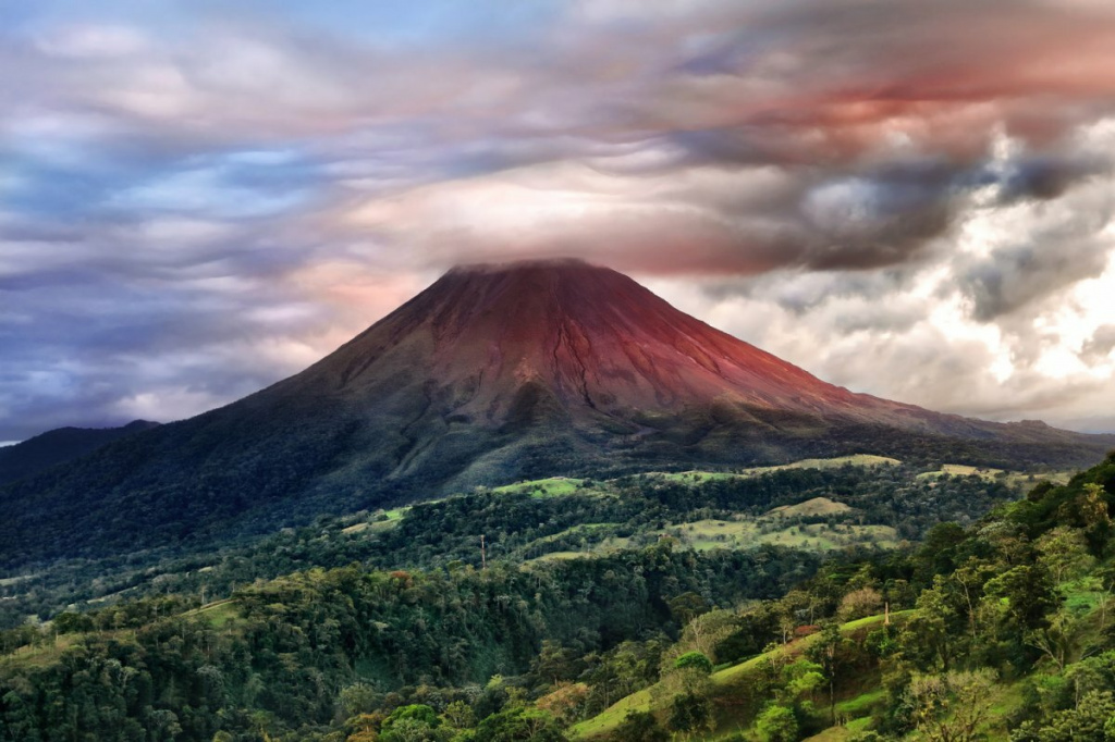 Arenal volcano 