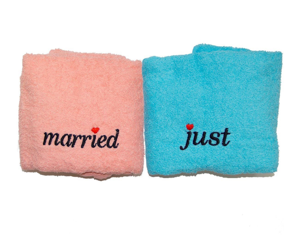 Twin towels with embroidery Just married, mix colors 
