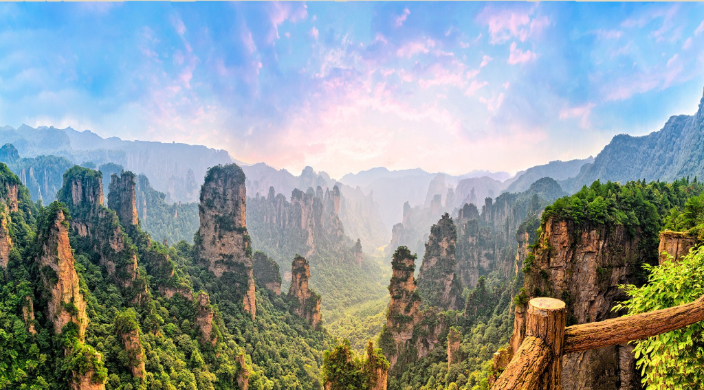Hallelujah Mountains' (China 