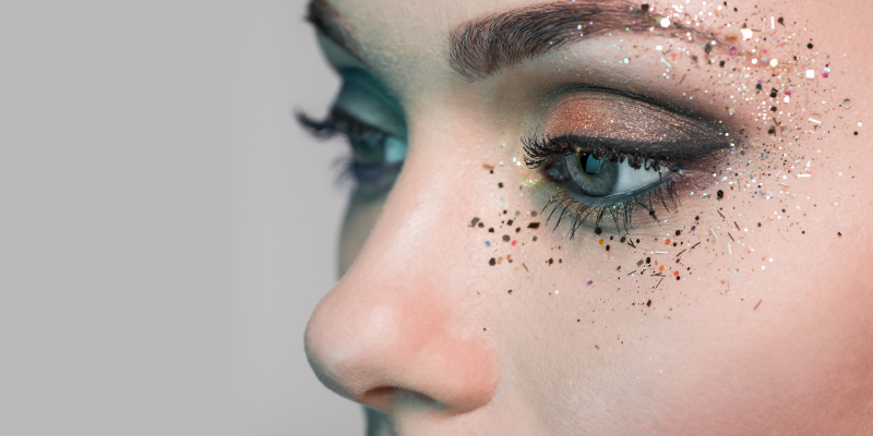 eye makeup with glitter 