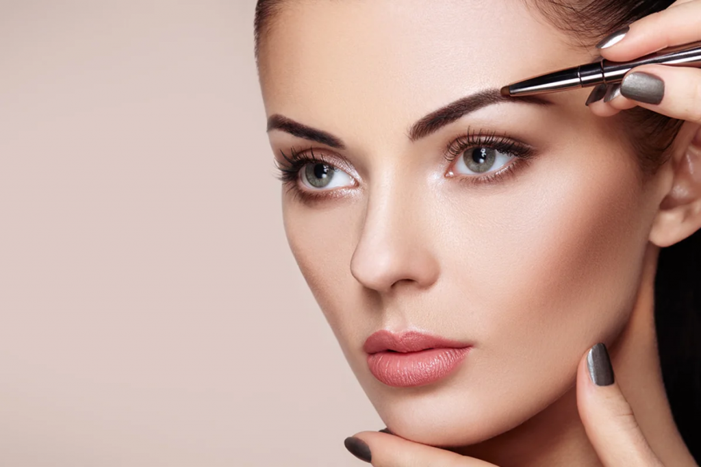 Why is it important to choose the right shape of the eyebrow arches 