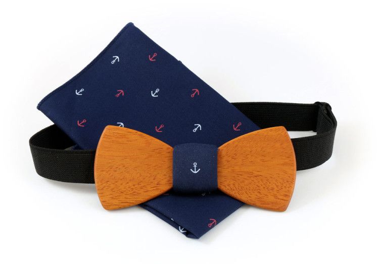 Wooden bow tie with nautical theme and pocket square 