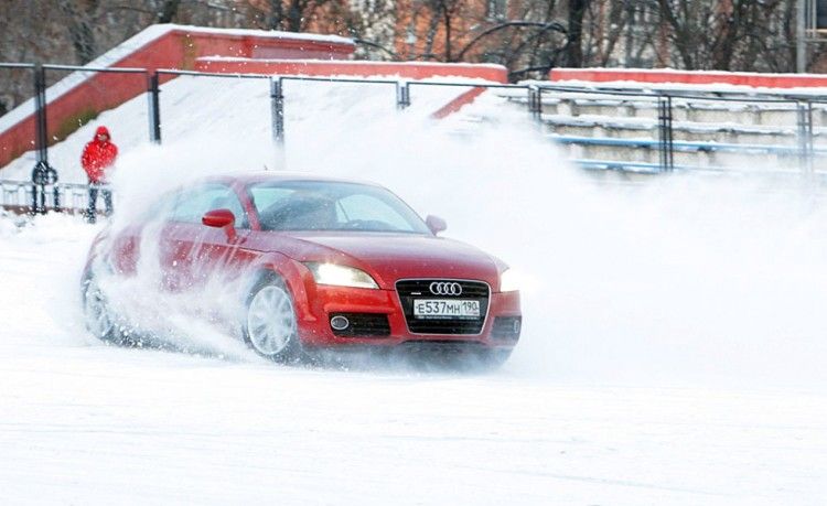 Extreme driving courses in the AUDI club are a great gift for a guy 