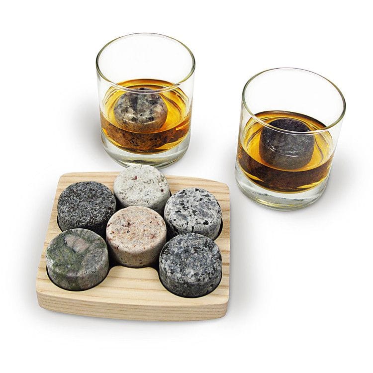 What to give a boss or colleague a man for Christmas or New Year - an original gift is a set of special stones for alcohol 