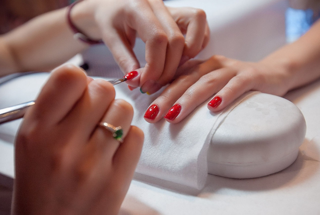What to do if you can't grow your nails - an alternative method 