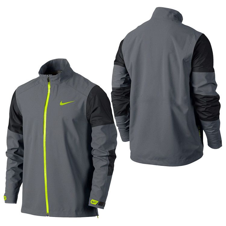 The windbreaker is lightweight and takes up very little space in the hands or inside the car 