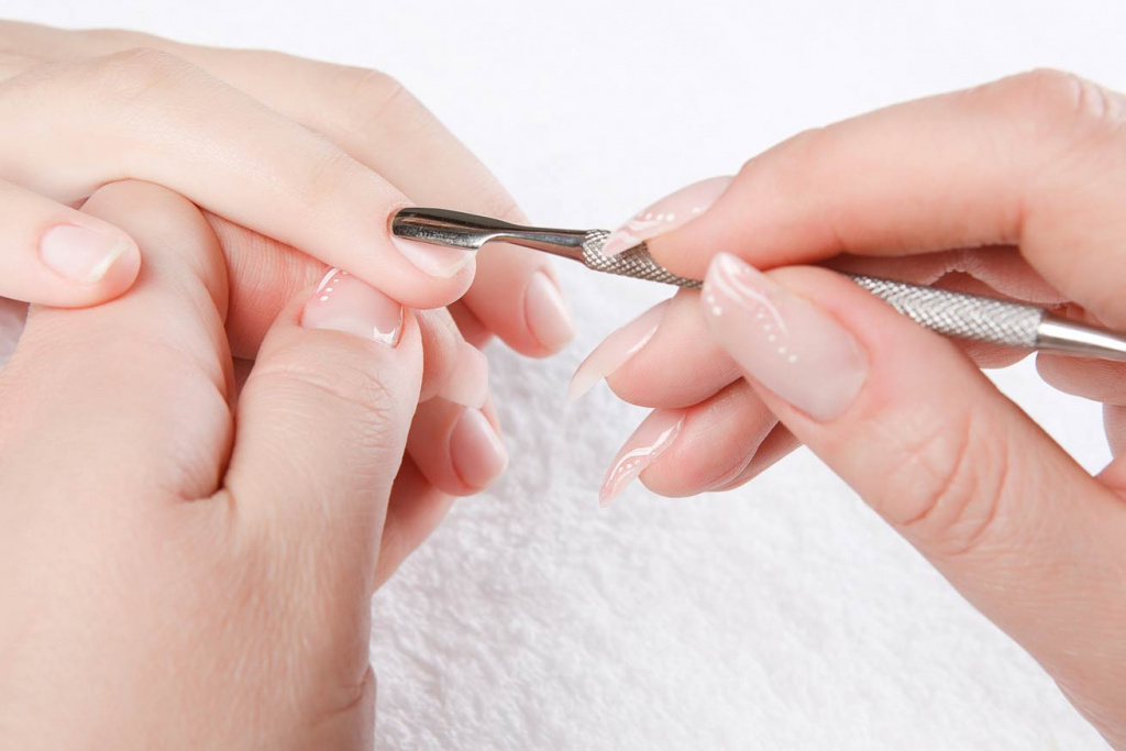 How to remove dead skin with a remover or similar preparation 