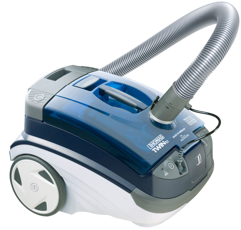 Vacuum cleaners for wet and dry cleaning 