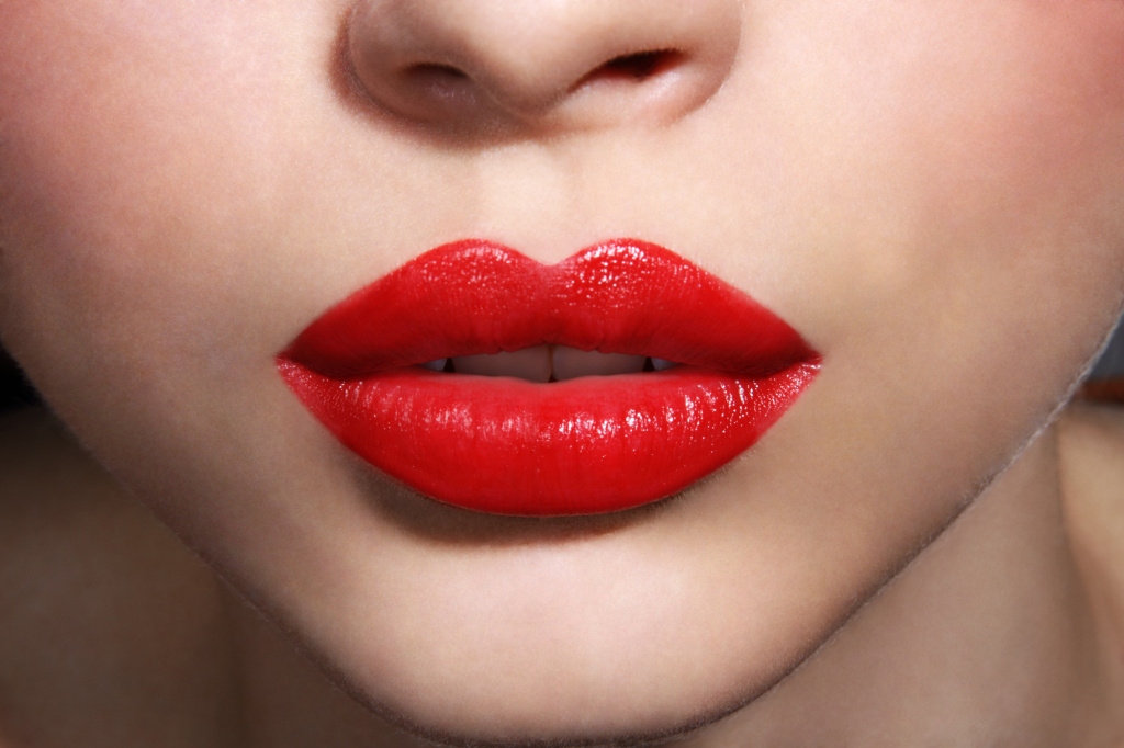 Long lasting lipstick 
