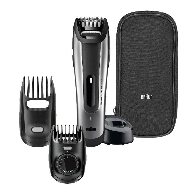 Fitted with a special case, the cordless trimmer is the best companion on any trip 