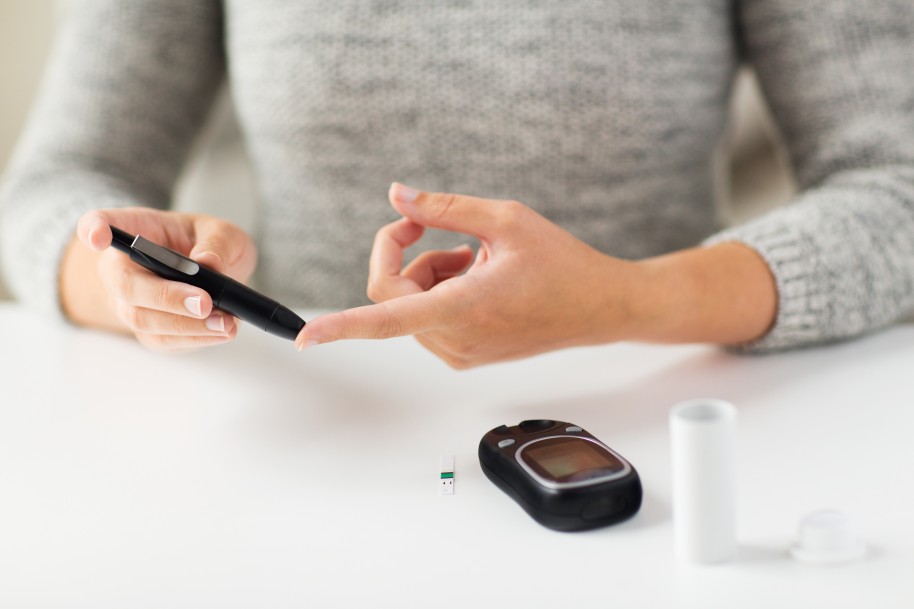 Which blood glucose meter is better to buy for yourself? 