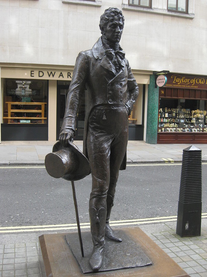 The founder of the dandy style not only went down in history, but also received a monument in London 