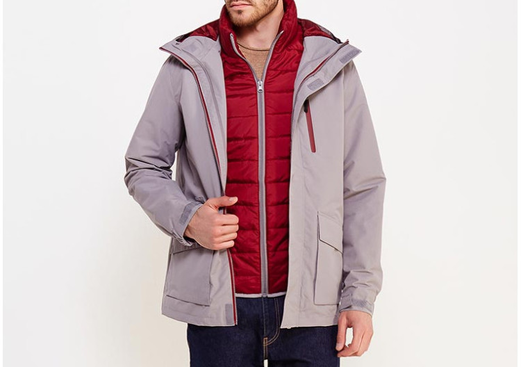 Convertible jackets usually have sporty details 