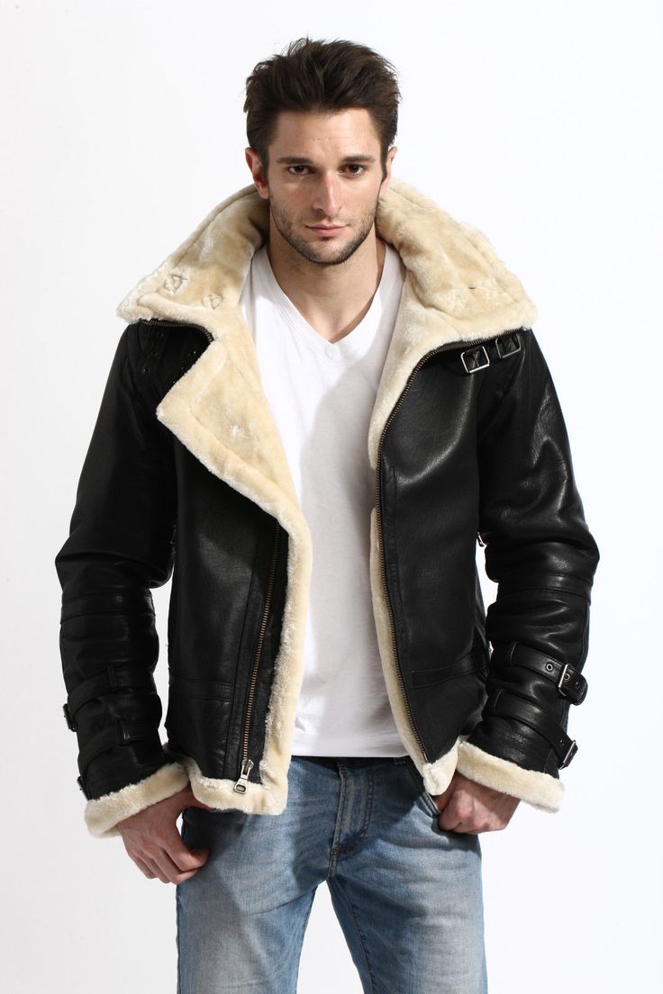 Carefully study the quality of fur and leather when buying a sheepskin coat 