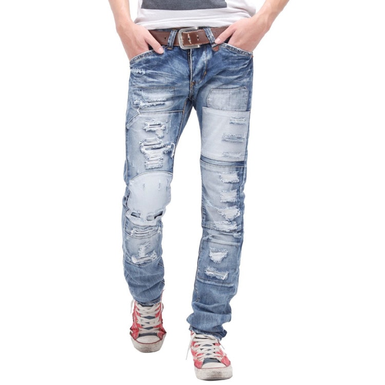 Stylish distressed jeans with fading 