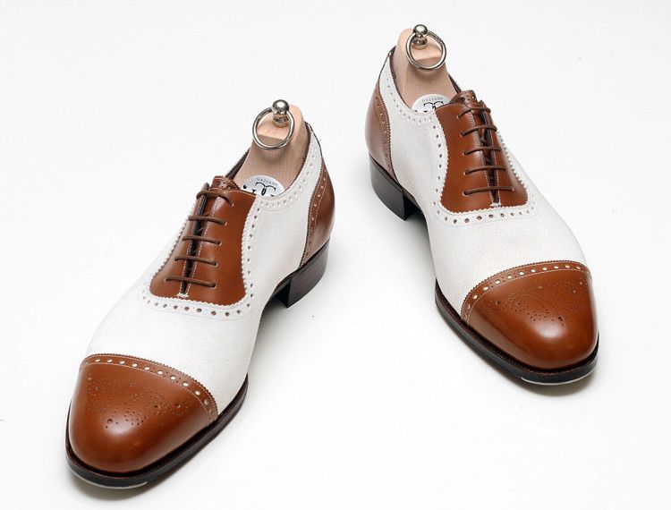 Two-tone oxfords (Spectator shoes) can be a catchy accent in a street set 