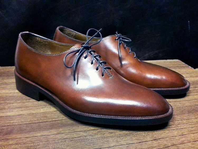 Seamless, or seamless oxfords - the most expensive and elegant type of men's formal shoes 