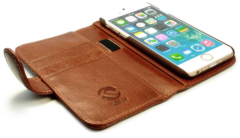 Phone case with wallet 