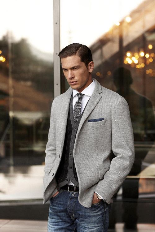 Cardigan worn under a jacket - layering can also be discreet and stylish 