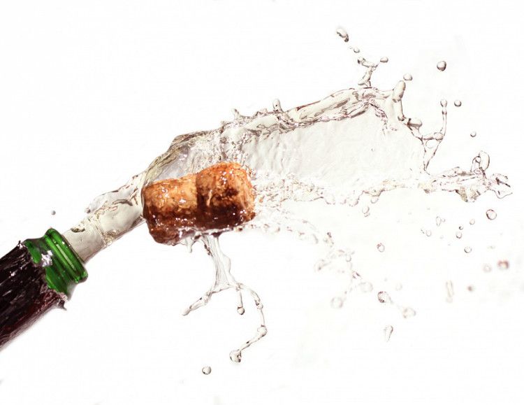 Prosecco differs from champagne in a lower proportion of carbonation and pressure in the bottle, which makes its bubbles lighter and the taste brighter. 