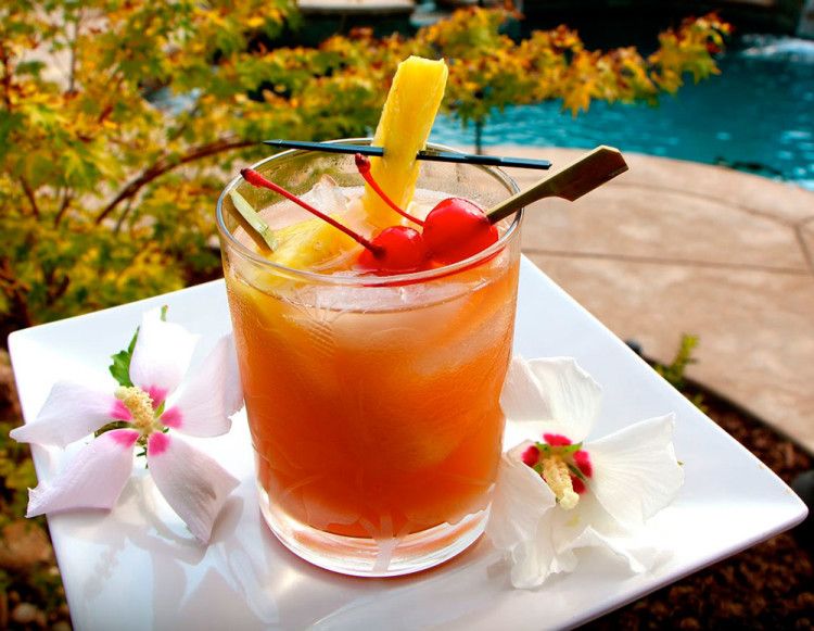 Mai Tai cocktail 