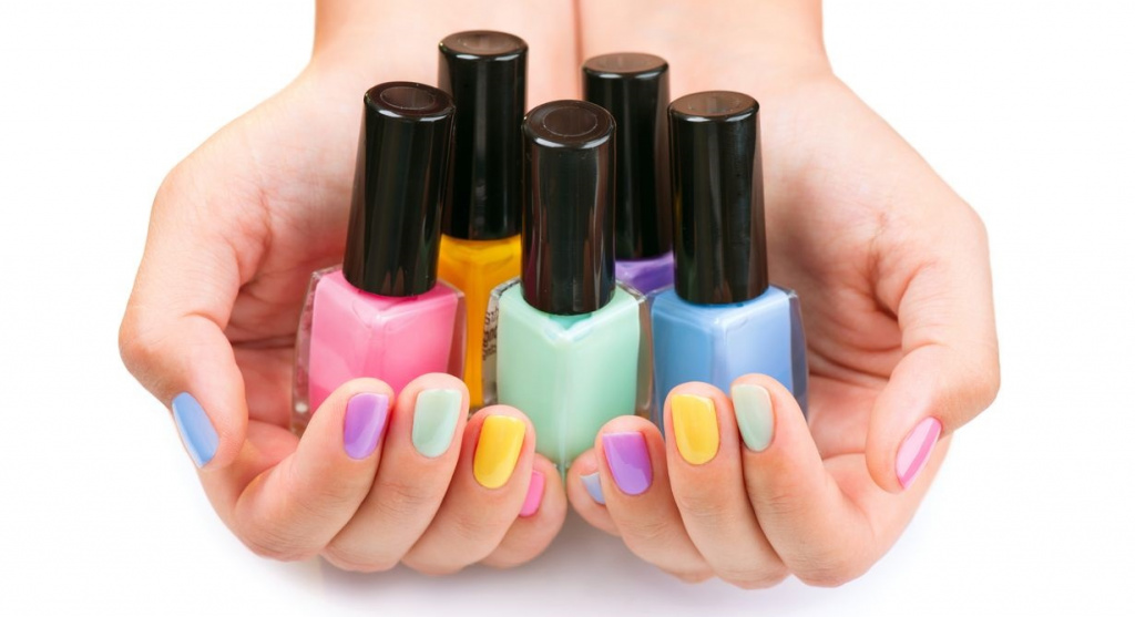 How to choose the best gel polish to strengthen your nails 