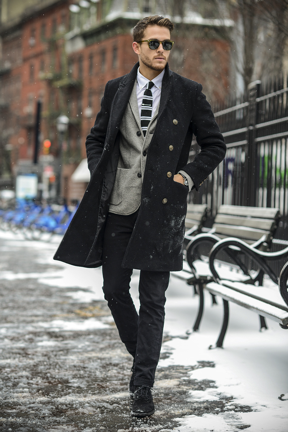 A classic coat looks stylish with both formal and casual wear 